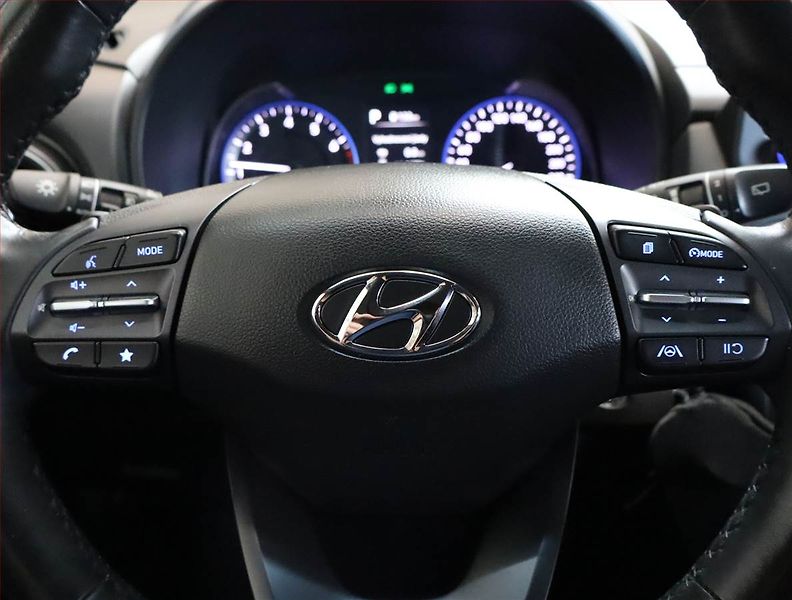 Hyundai Kona (2022) 1.6 T-GDI - fotka 12 z 23