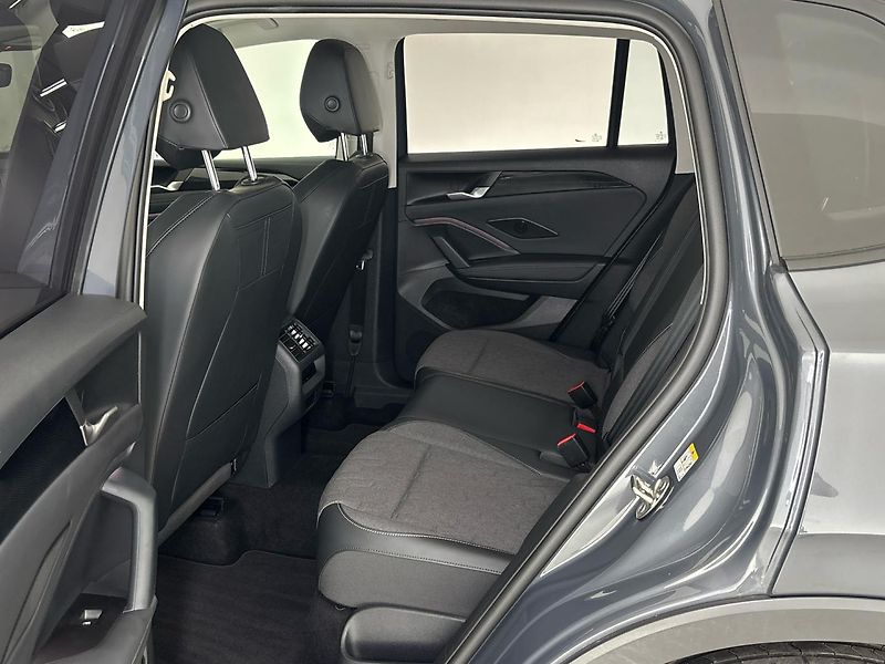 Volkswagen Tiguan People DSG - fotka 8 z 31