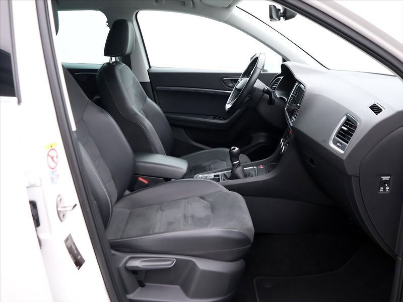 Seat Ateca 2,0 TDI Style LED Virtual DPH - fotka 11 z 30