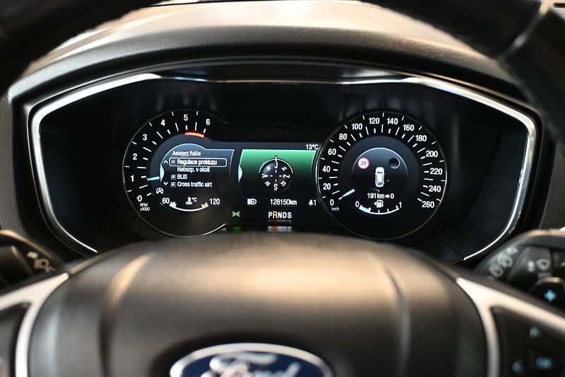 Ford Mondeo (2022) 2.0 LED SONY Kamera Tažné 8AT - fotka 21 z 38