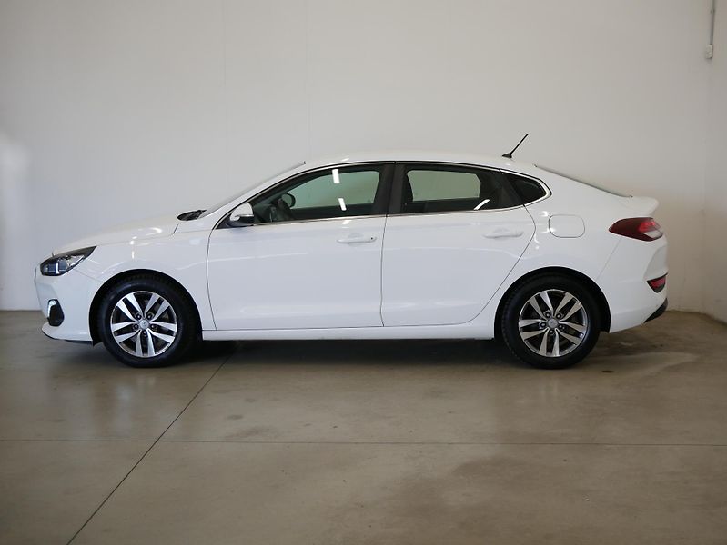 Hyundai i30 - fotka 3 z 25