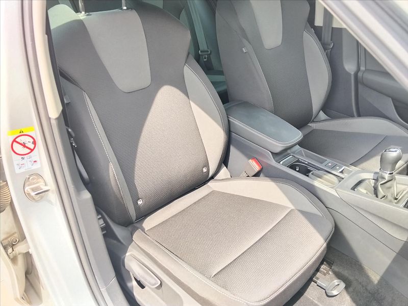 Škoda Octavia 2,0   Ambiente nezávislé topen - fotka 20 z 30
