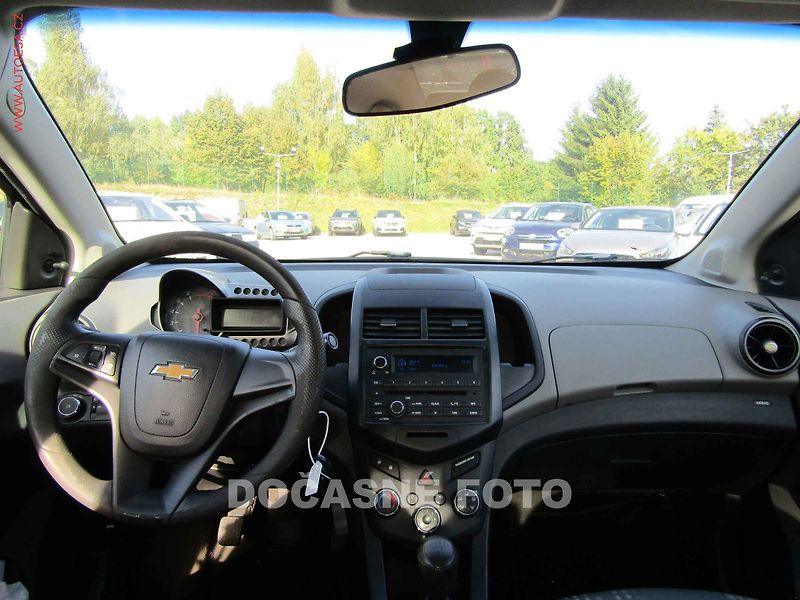 Chevrolet Aveo (2012) 1.3 i, 1.maj,ČR, Klima - fotka 10 z 19