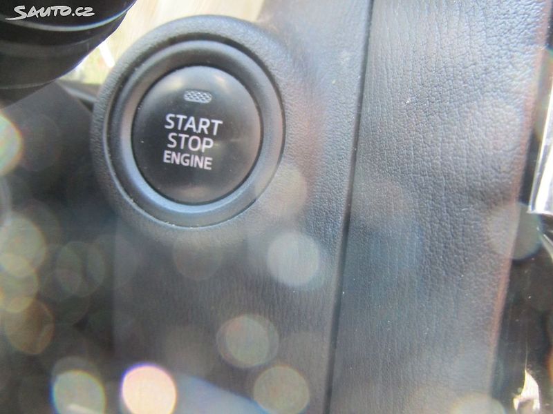 Mazda CX-5 2,2D-4x4-129KW-NOVÝ OLEJ - fotka 24 z 27