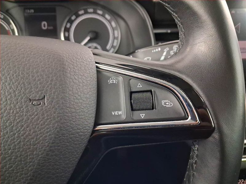 Škoda Scala (2019) Style 1.0 TSI, Serv.kniha - fotka 16 z 19