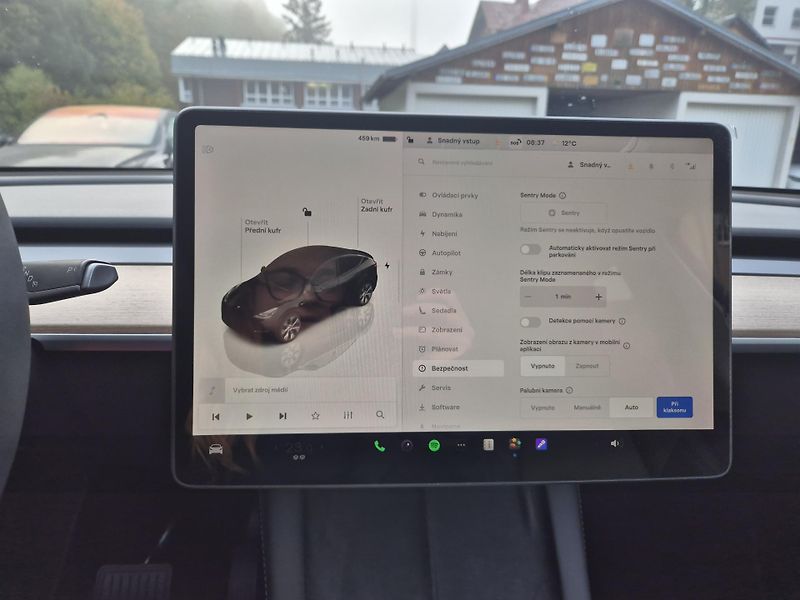 Tesla Model Y LONG RANGE DUAL MOTOR TZ 93,6% - fotka 24 z 48