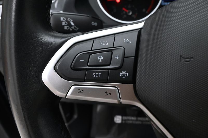 Volkswagen Tiguan 2,0 TDI 110 kW LIFE Záruka až - fotka 24 z 32