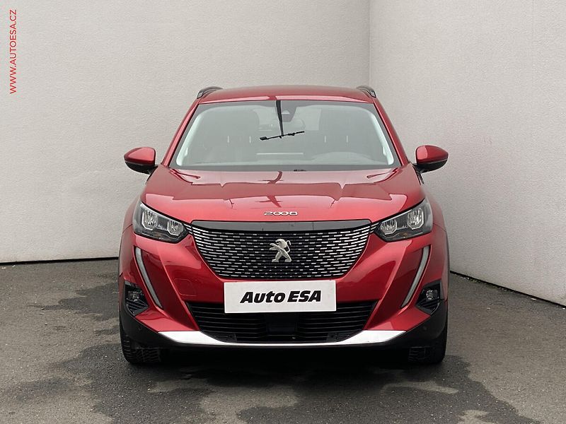Peugeot 2008 (2019) 1.5 HDi, Allure, AT, LED - fotka 2 z 18