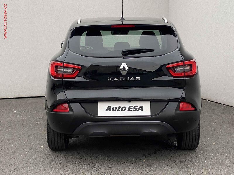 Renault Kadjar (2016) 1.2TCe, Intense, AT, LED - fotka 5 z 18