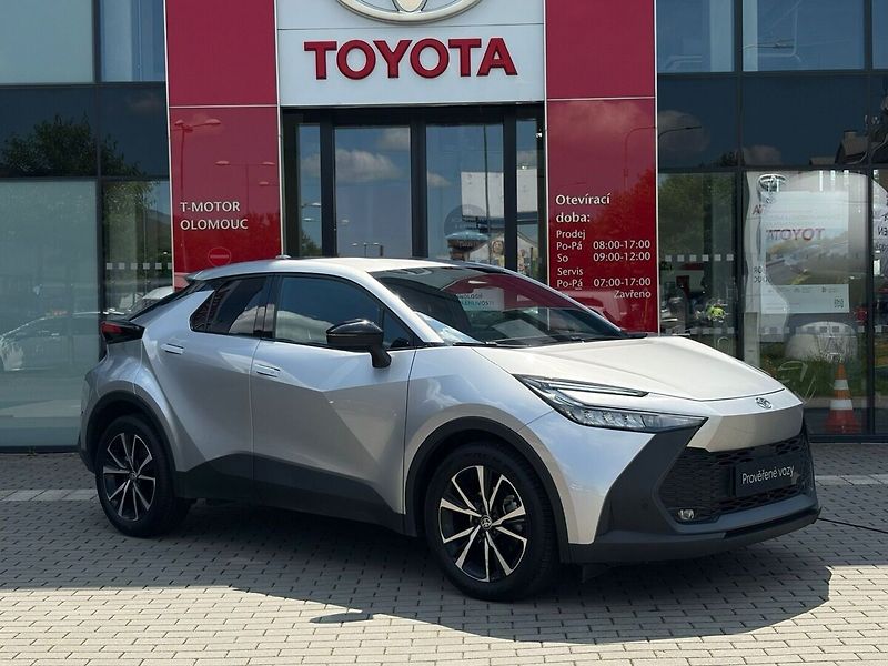 Toyota C-HR 1.8 Style - fotka 4 z 19