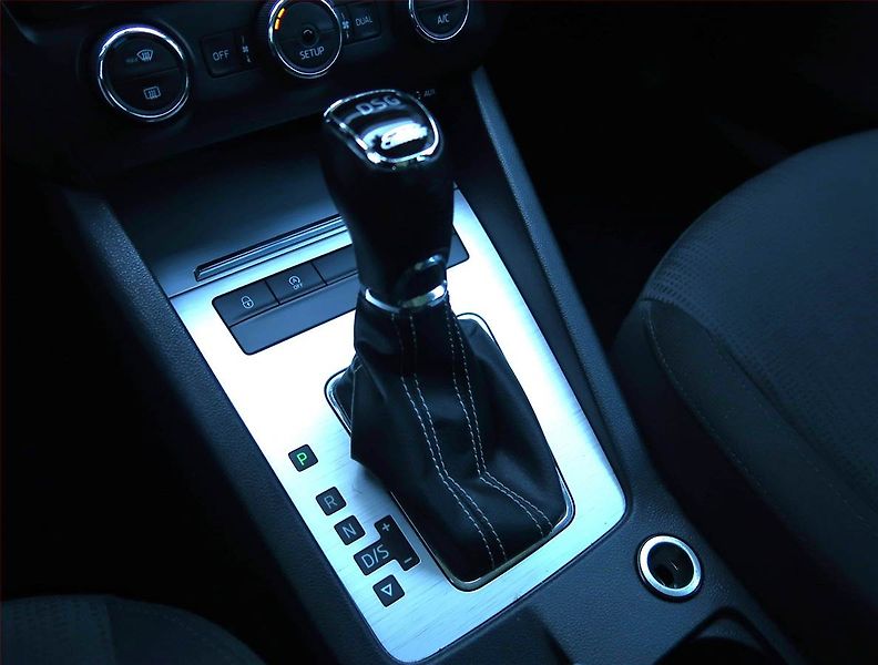 Citroën C4 Picasso (2016) 1.6 BlueHDi, 7 míst, Navi - fotka 13 z 24