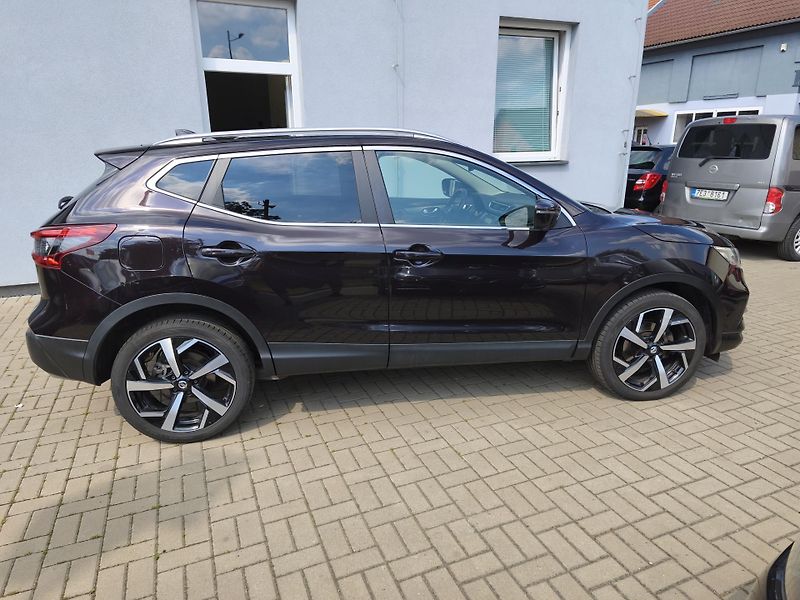 Nissan Qashqai (2017) 1,6 DIG-T 120kW-zadáno! - fotka 7 z 20