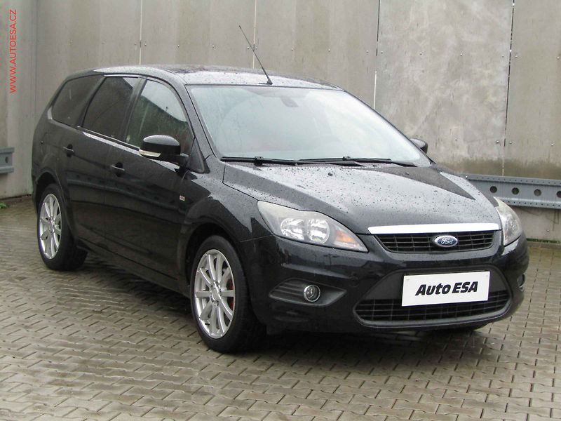 Ford Focus (2010) 1.8 i 16V, servis.kniha - fotografie inzerátu