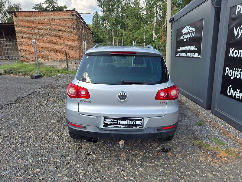 Volkswagen Tiguan (2009) 1.4TSI 110kW, 4x4, tažné, manu - fotka 6 z 25