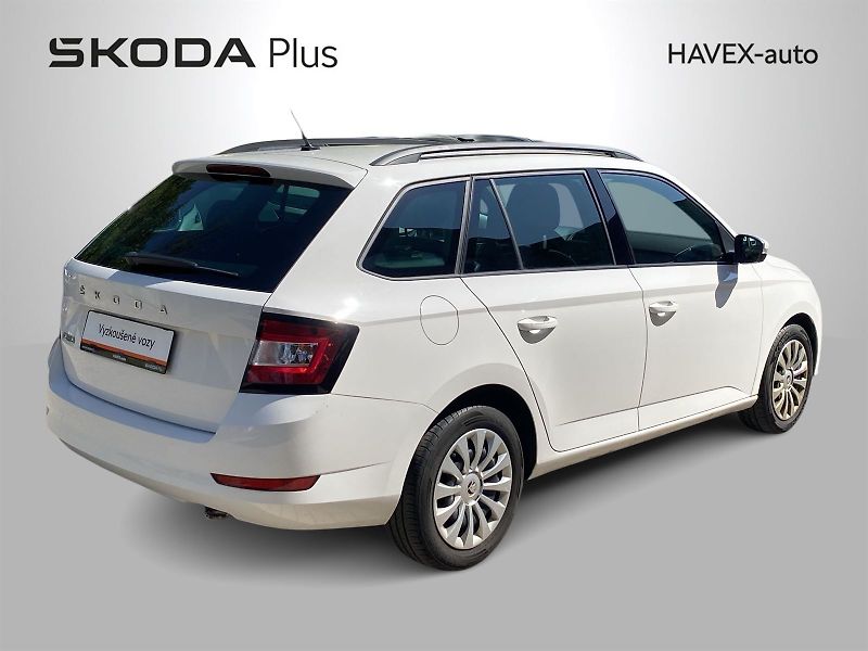 Škoda Fabia (2022) Combi 1.0 TSI Active - fotka 2 z 27