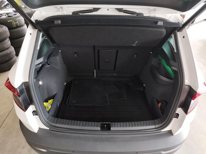 Škoda Karoq (2019) 1,6TDi 85KW DSG LED NAVI ALU - fotka 11 z 34