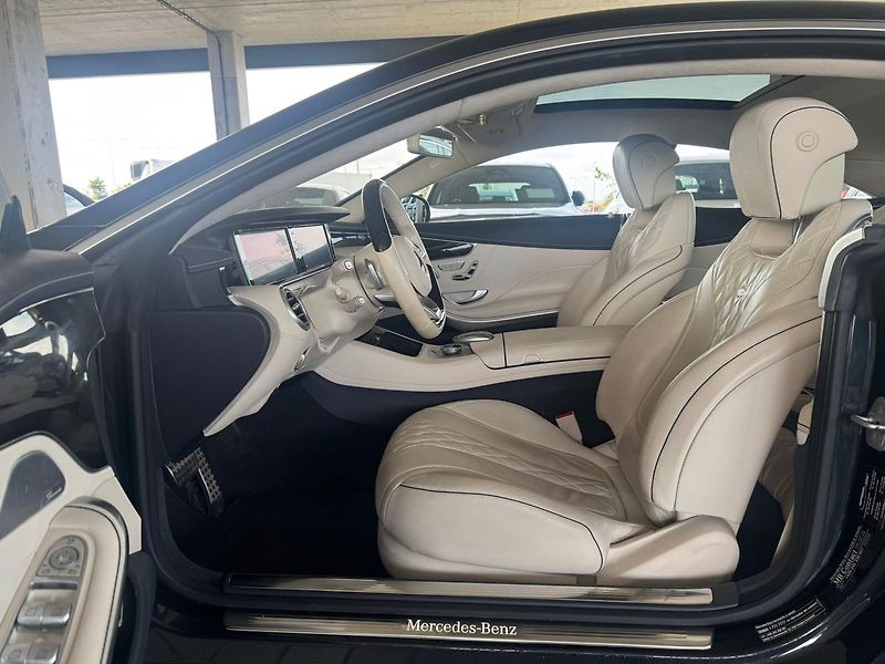 Mercedes-Benz Třídy S 500 4M - fotka 11 z 16