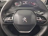 Peugeot 2008 (2023) Allure 1.2 PureTech - náhled 16