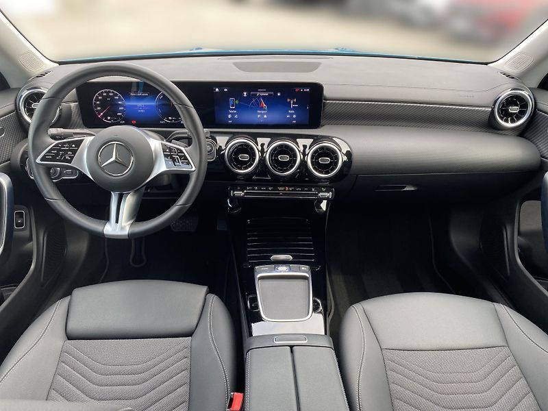 Mercedes-Benz CLA 250e Progressive  - fotka 9 z 24