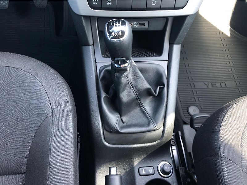Škoda Yeti 2,0 TDI 4X4 Ambition - fotka 21 z 27