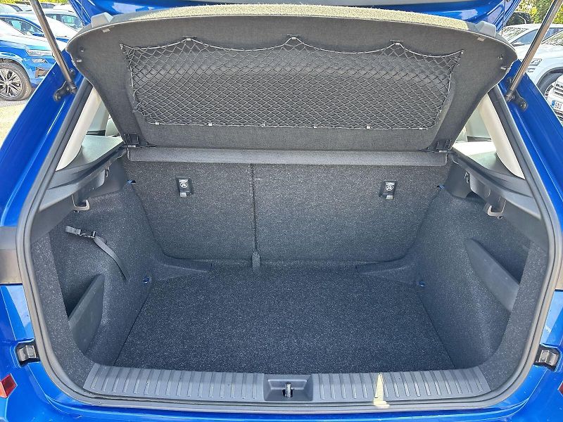 Škoda Kamiq (2023) 1.0 TSI Style - fotka 27 z 28