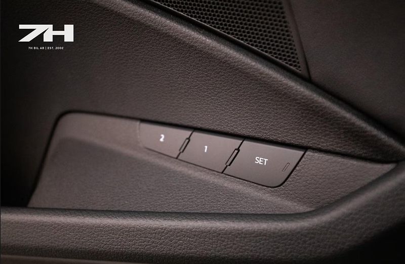 Audi Q8 e-tron 50 Q Kamera Tažné Vzduch LED - fotka 18 z 21