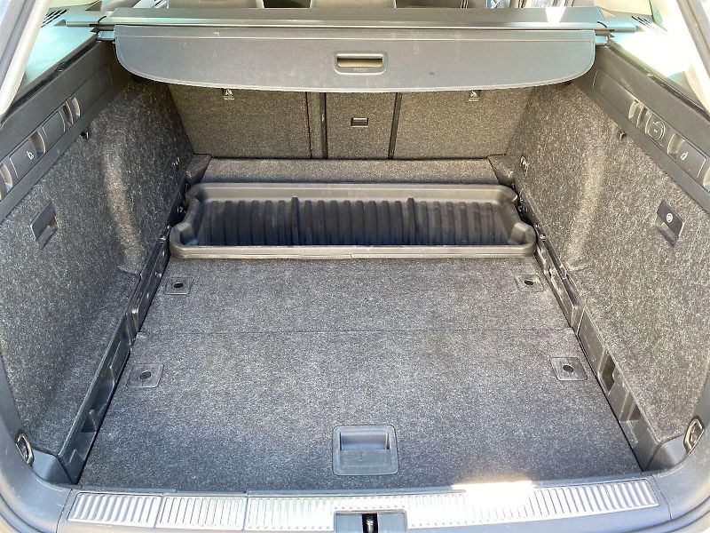 Škoda Superb (2022) Combi 2.0 TDI DSG Ambition - fotka 30 z 35