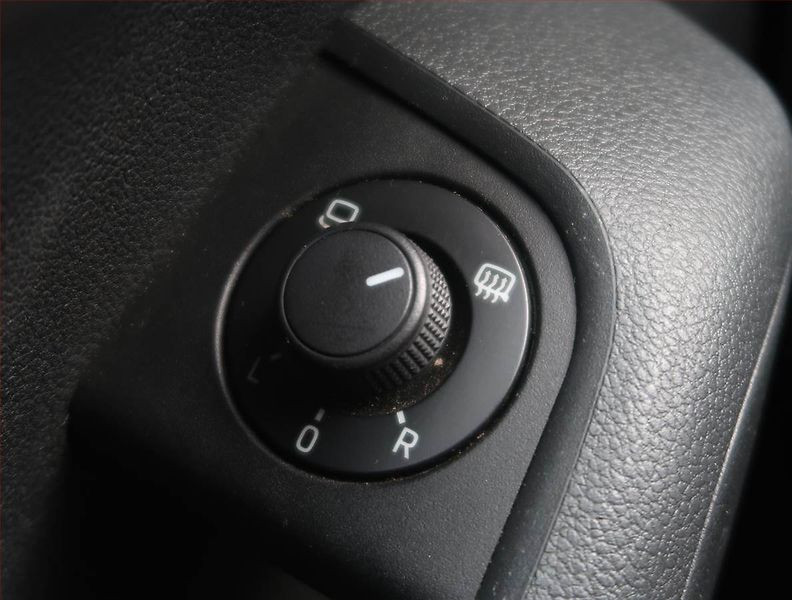 Škoda Octavia (2016) Ambition 1.6 TDI, Navi - fotka 22 z 22
