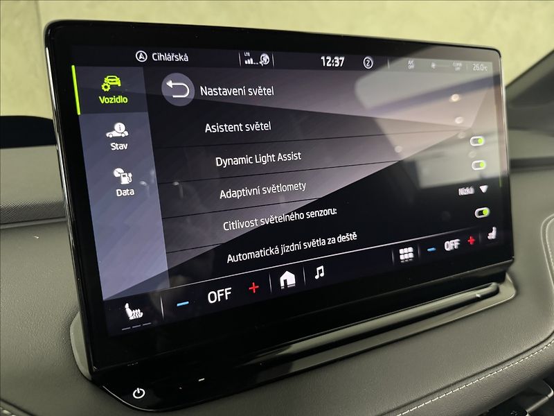 Škoda Enyaq 80x Sportline 4x4 LED Tepelko - fotka 31 z 50