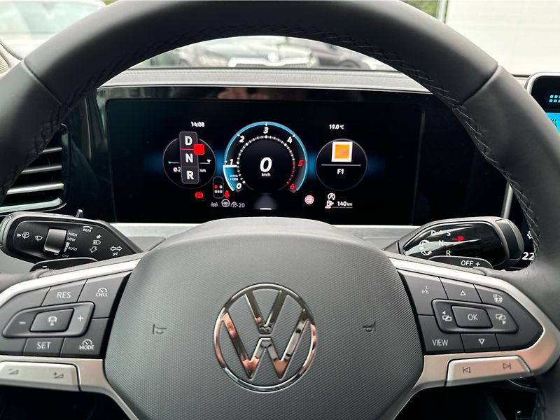 Volkswagen Passat Elegance 2,0 TDI 142 kW 4MOT - fotka 14 z 26