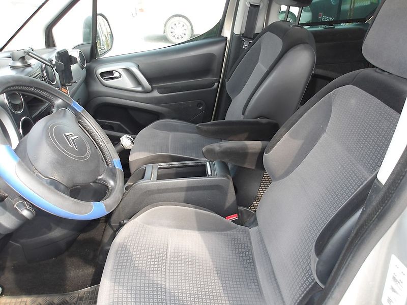 Peugeot Partner Tepee 1,6HDi ČR 2xŠOUP. STK05/2028! - fotka 11 z 23
