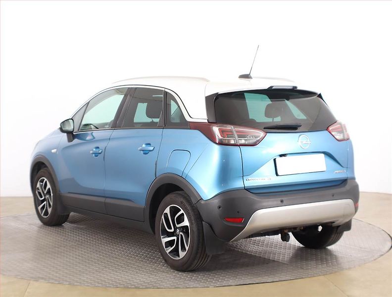 Opel Crossland X (2017) Ultimate 1.6 CDTI, Serv.kniha - fotka 4 z 17