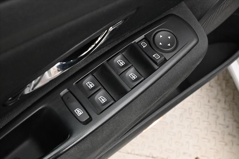 Renault Mégane 1,5 dCi 81kW Grandtour Tažné K - fotka 24 z 30