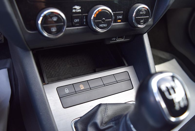 Škoda Octavia (2020) 2.0TDI 110kw SOLEIL FULL LED  - fotka 23 z 47