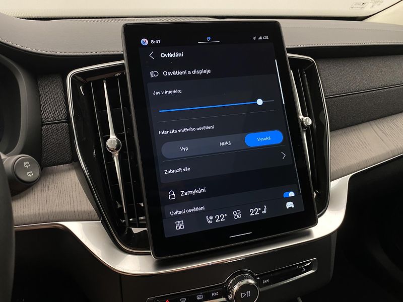 Volvo XC90 (2026) B5 AWD AUT BRIGHT ULTRA 7míst - fotka 52 z 71