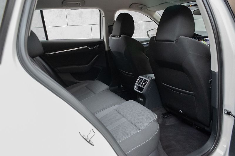 Škoda Octavia 1.5 TSI STYLE*ACC*DPH*ČR 1.MAJ - fotka 13 z 38