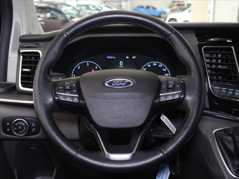 Ford Tourneo Custom 2,0 EB 95kW MT L1 Titan.8-míst - fotka 10 z 21