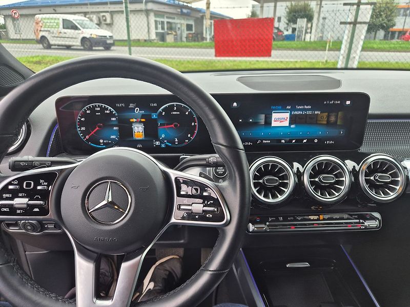 Mercedes-Benz GLB 200D 4MATIC, záruka 7/2027 neb - fotka 41 z 42
