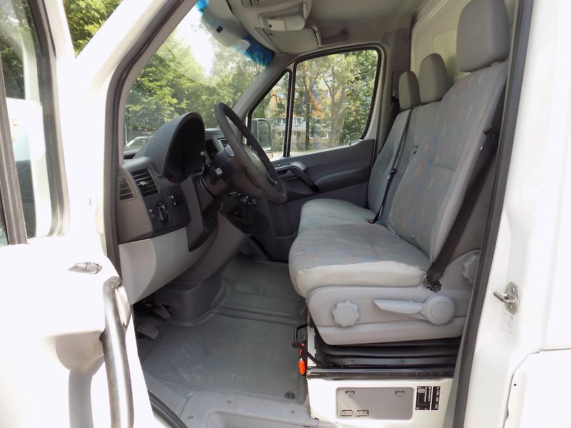 Volkswagen Crafter (2009) 2,5 120KW SKLÁPĚČ - fotka 14 z 47