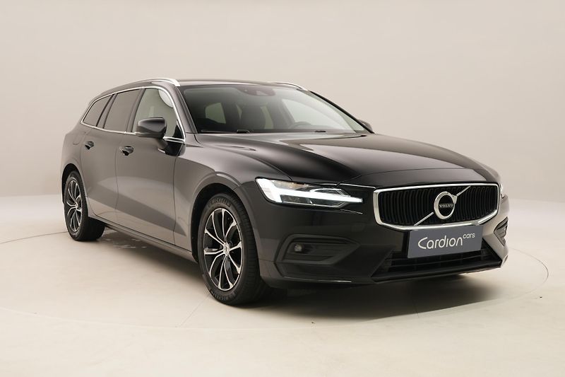 Volvo V60 D3 MOMENTUM AUT REZERVACE - fotka 14 z 39