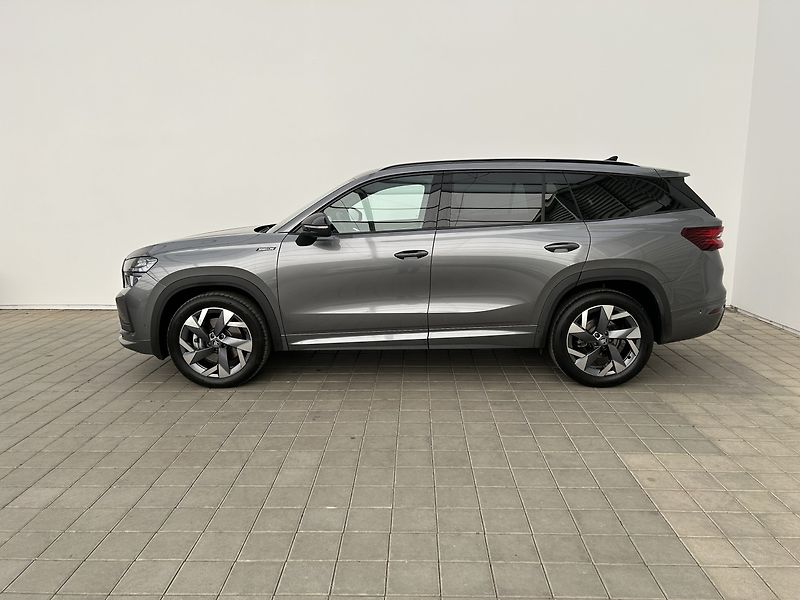 Škoda Kodiaq 2.0 TSI 4x4 SportLine - fotka 3 z 29