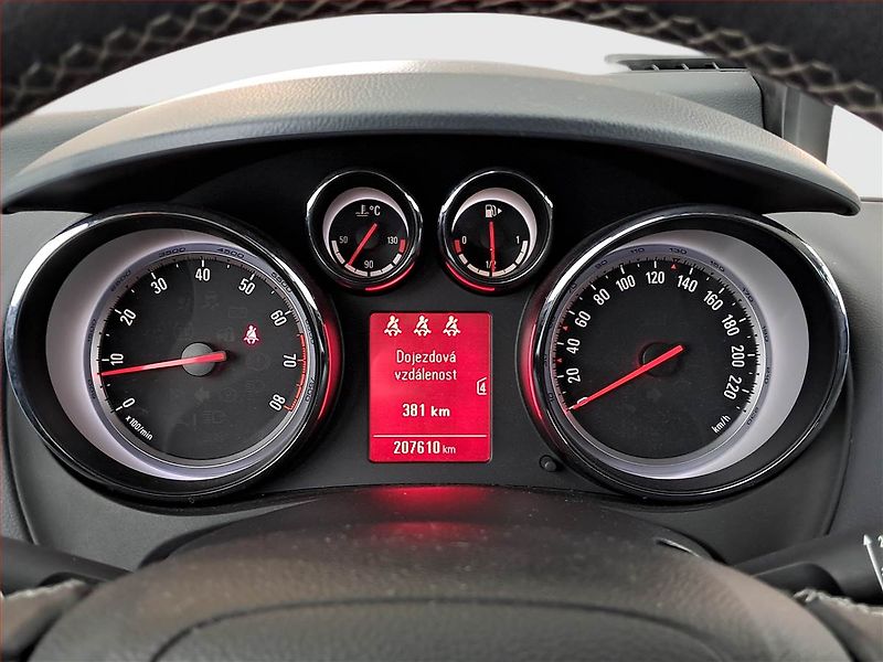 Opel Meriva (2014) 1.4 Turbo, Tempomat - fotka 11 z 21