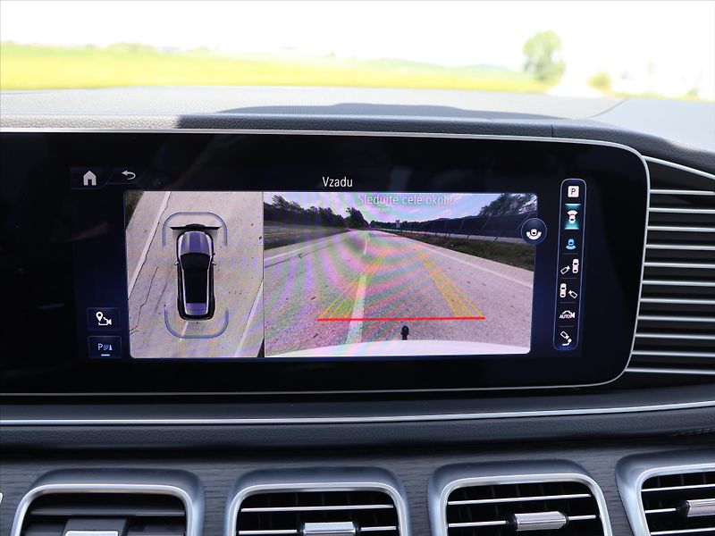 Mercedes-Benz GLE 2,0 350de 4M CZ AMG DPH - fotka 26 z 38