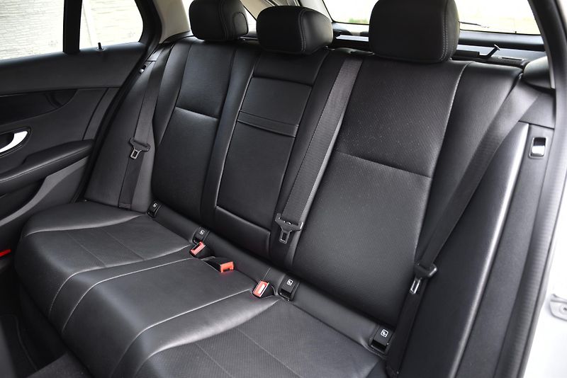 Mercedes-Benz Třídy C 180 CDi,KŮŽE,TEMP,NAVI,KLIMA - fotka 36 z 48
