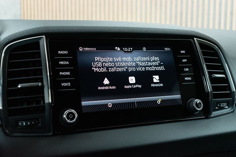 Škoda Karoq 2.0 TDI DSG*ACC*KAMERA*DPH* - fotka 26 z 39