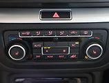 Volkswagen Sharan (2011) 2.0 TDI, Serv.kniha, Tempomat - náhled 13