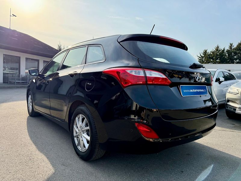 Hyundai i30 (2016) 1.6 CRDI 81 KW - CZ - AUT - fotka 6 z 18