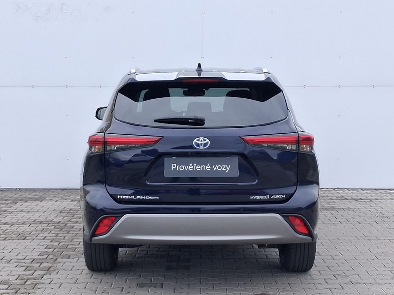 Toyota Highlander 2.5 HSD e-CVT AWD Executive - fotka 9 z 29