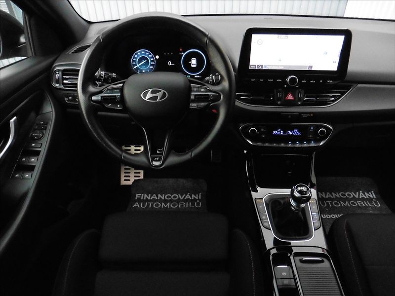 Hyundai i30 1,5 N-Line 103kW T-GDI - fotka 6 z 15