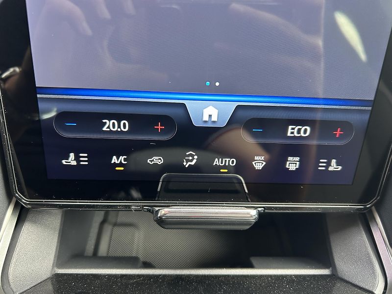 Ford Explorer 52 kWh dojezd (125 kW/170 k) - fotka 31 z 34